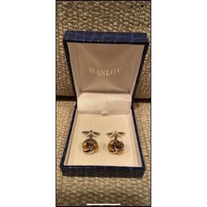 Maslov‎ Cuff Links